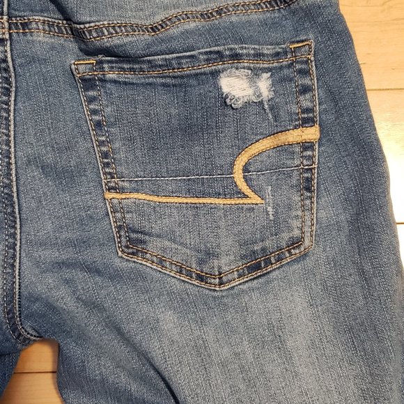 American Eagle Capris - Picture 6 of 9